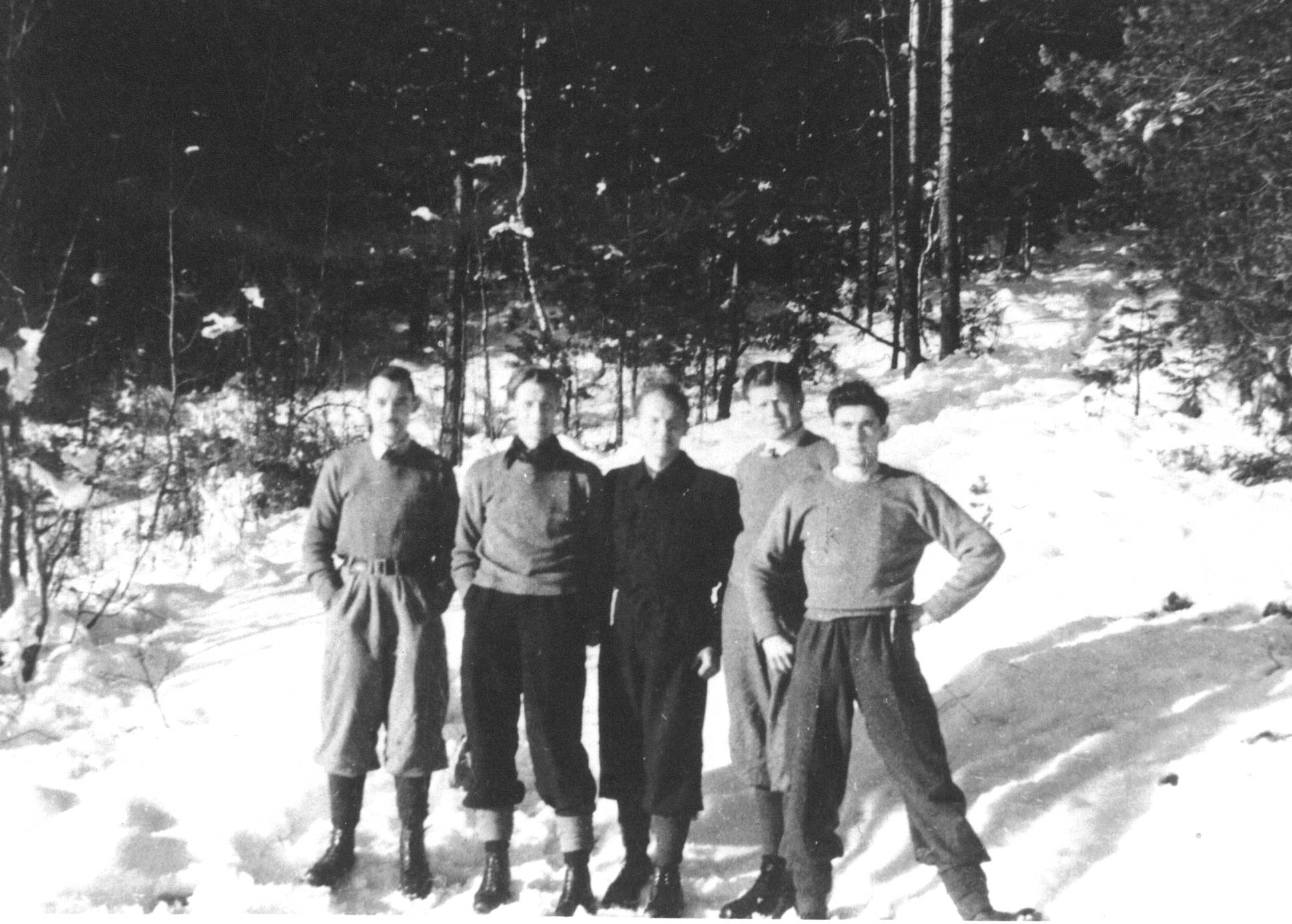 Evaders Bolton, Dalton, Chapin and Hicks with a Norwegian helper [centre]. On a supply drop to a Mil Org group in the Telemark region the Crew’s Stirling iced-up and crashed. The surviving crew reached Sweden by an overland route.
